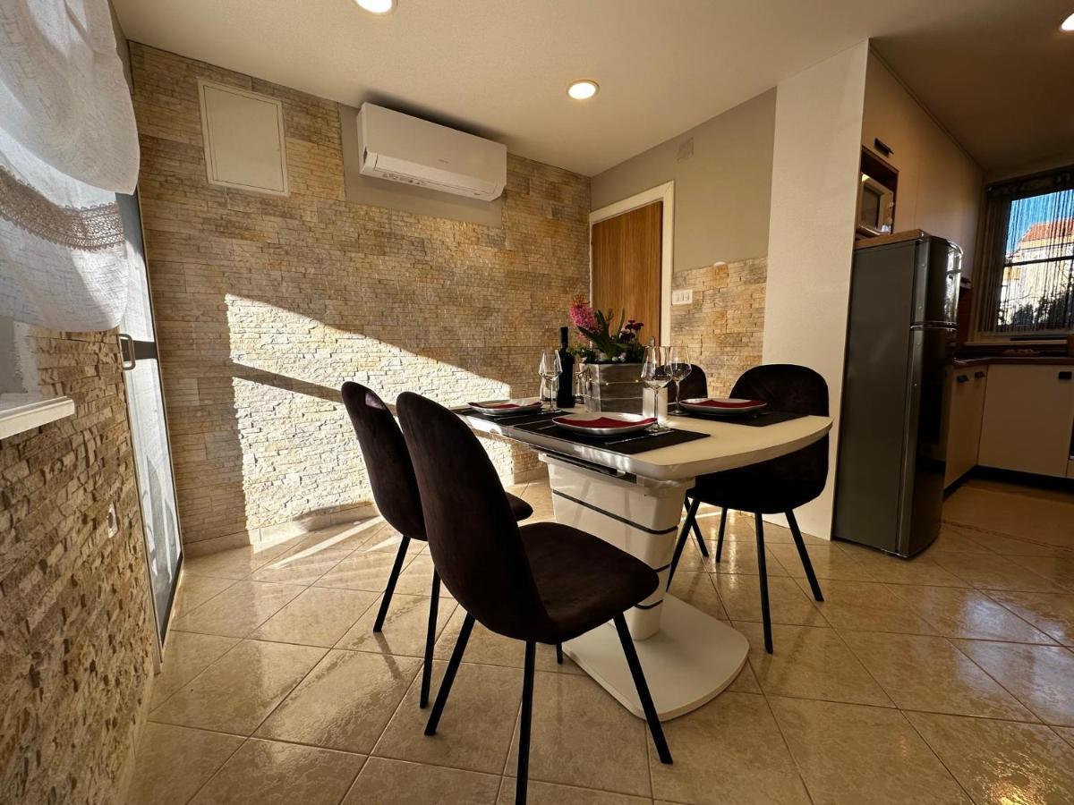 Apartman Veronika Врси Екстер'єр фото